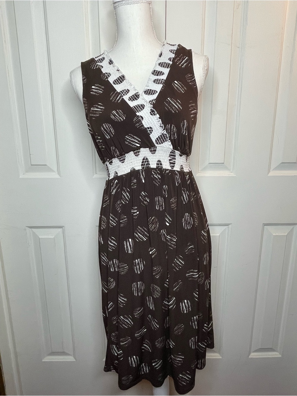 Motherhood Maternity Brown V-Neck Printed Dress with White Trim